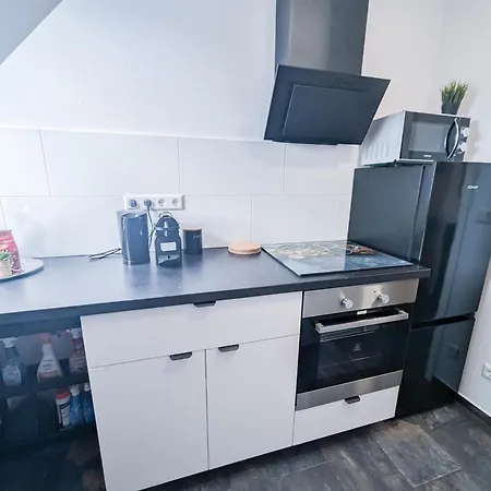 Apartment Alfa 3 6 Betten Wasen Mercedesbenz Mhp Arena L Bad I Kueche L Wifi & Smarttv L 3br & 6 Beds L Bathroom L Kitchen *